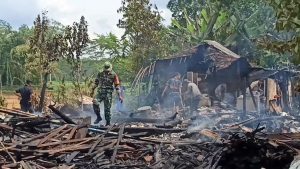 1 Unit Rumah dan Motor Ludes di lahap si jago merah